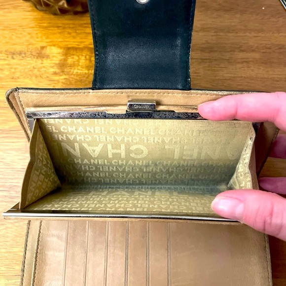 COPY - CHANEL Lambskin Diamond Quilted Black Large Wallet π― AUTHENTIC - Picture 11 of 16